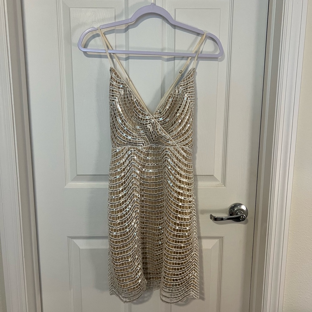 Women’s Cocktail Dress. Size medium. Lulu’s.